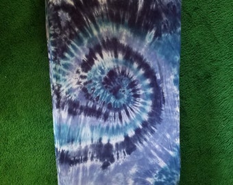 Blue organic cotton tie dyed crib sheet