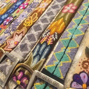 Peruvian embroidered belt. Women belt. Woven belt. Gifts for her. Wool Belt. Floral belt. Wool Embroidered belt. Size S