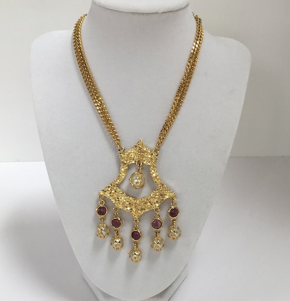 Gold Tone Faux Pearl and Amethyst Rhinestone Medallion and Necklace