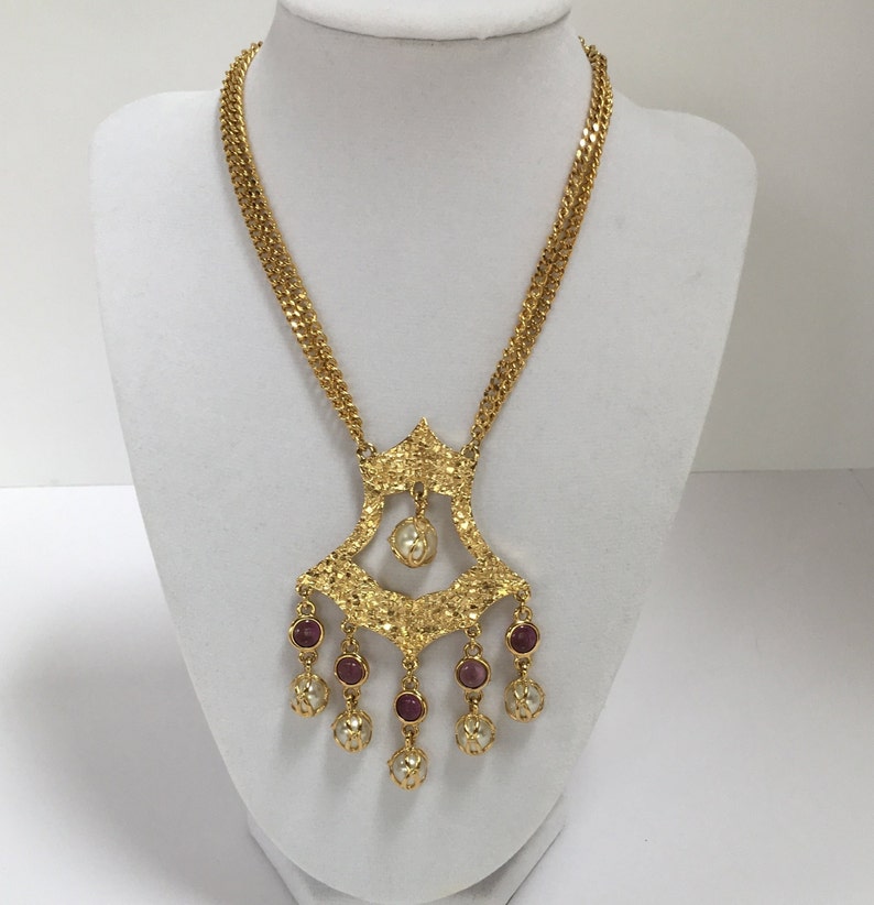 Gold Tone Faux Pearl and Amethyst Rhinestone Medallion and Necklace