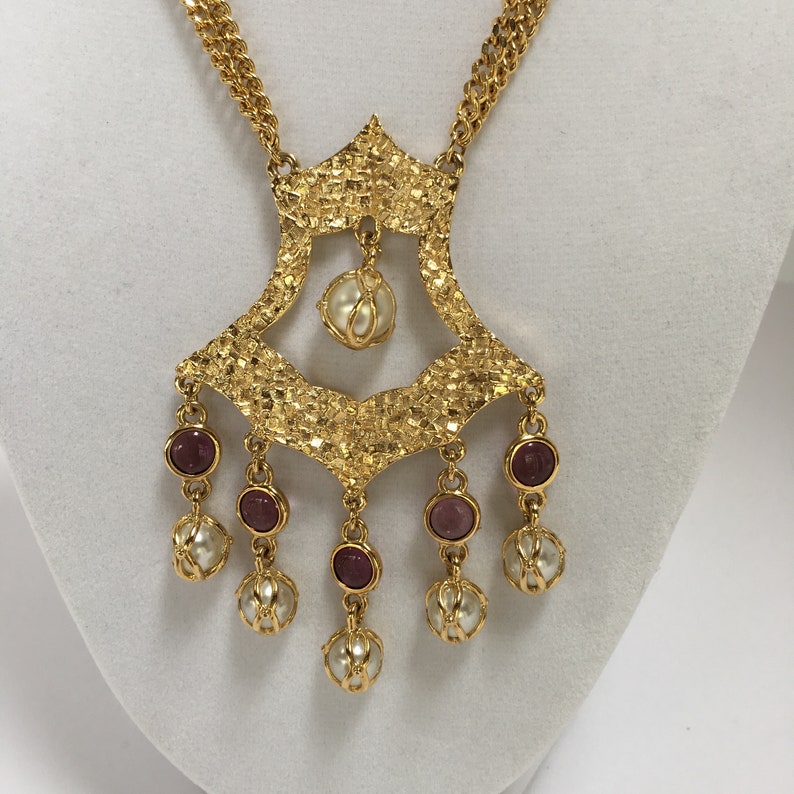 Gold Tone Faux Pearl and Amethyst Rhinestone Medallion and Necklace