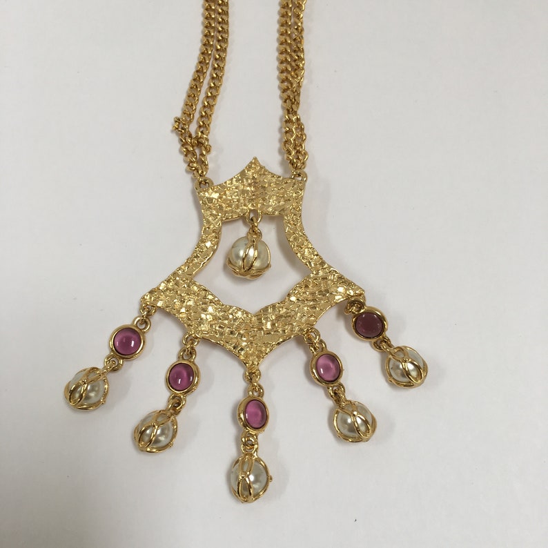 Gold Tone Faux Pearl and Amethyst Rhinestone Medallion and Necklace