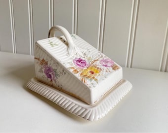 antieke kaashouder botervloot roze en geel bloemen keukendecor plank stijl kitchenalia decor ouderwetse cottage