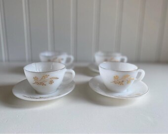 Midcentury set van 4 theekop en schotel federaal glas melkglas weide goud tarwe mcm vintage midcentury
