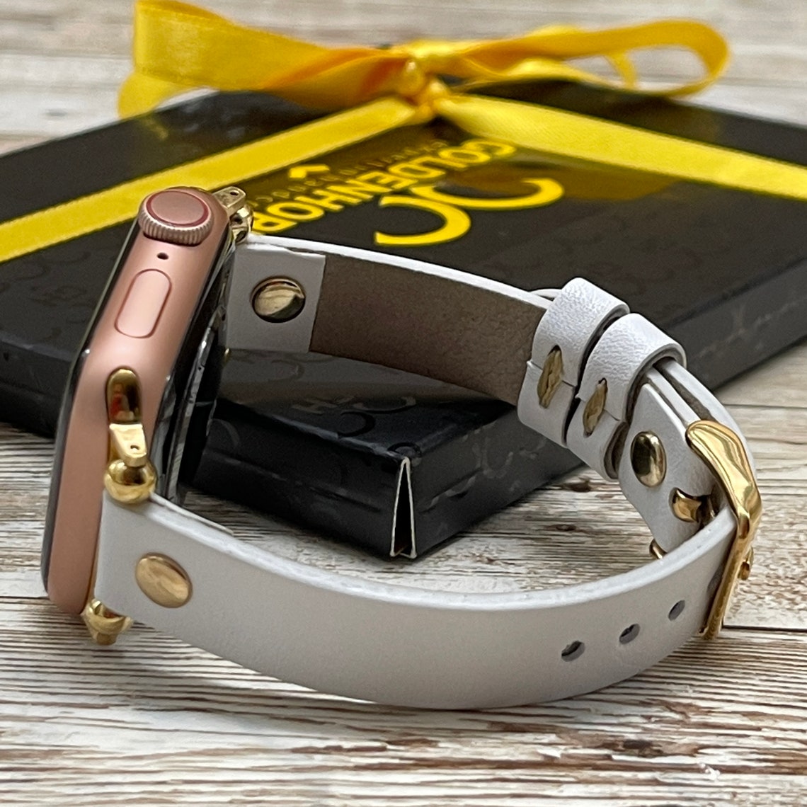 White Apple Watch Band 42mm 38mm 40mm 44mm for Series | Etsy