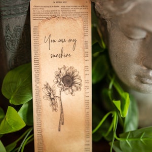 Personalized Birth Flower Bookmark with Name, Laminated Personalized Bookmark, Double-Sided image 8