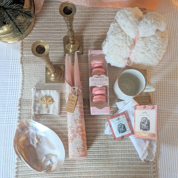 Hygge Gift Box Vintage Holiday