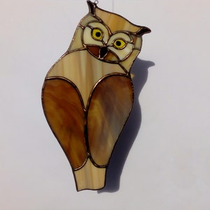 Hanging window window window for Valentine's Day, owl animal spirit totem. Unusual gift, creation decoration sun-catch in stained glass image 3
