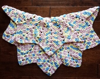 Super-Soft Crochet Baby Blanket - Bulky - Chenille Style - Shower Gift