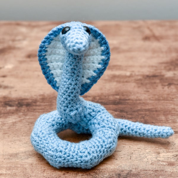 Crochet Cobra Snake Plush, Reptile Stuffed Plushie, Colorful Corn Snake Amigurumi Crochet, Birthday Gift for Boy or Girl