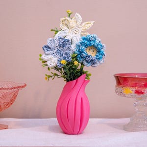 Crochet Flowers and Vase, Pink Decorative Vase, Crocheted Flower Arrangement for Home Decor, 3d Printed Vase and Crochet Art