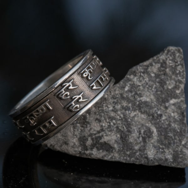 Mahamantra Hare Krishna Ring, Mahamantra Holy names, Pure Silver ring. Sanskrit