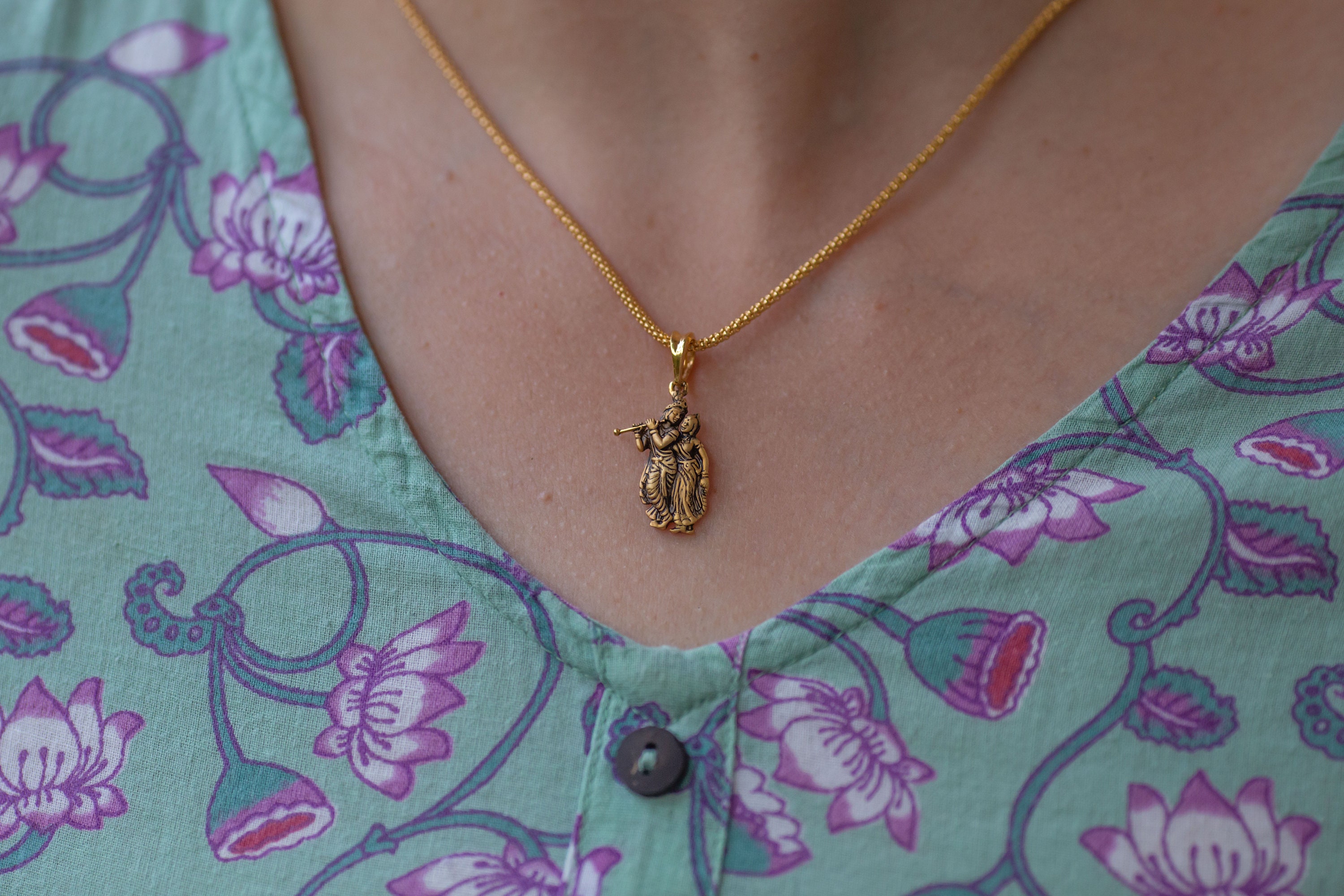 Sri Sri Radha Krishna Gold Pendant 21 Karat .krishna Style