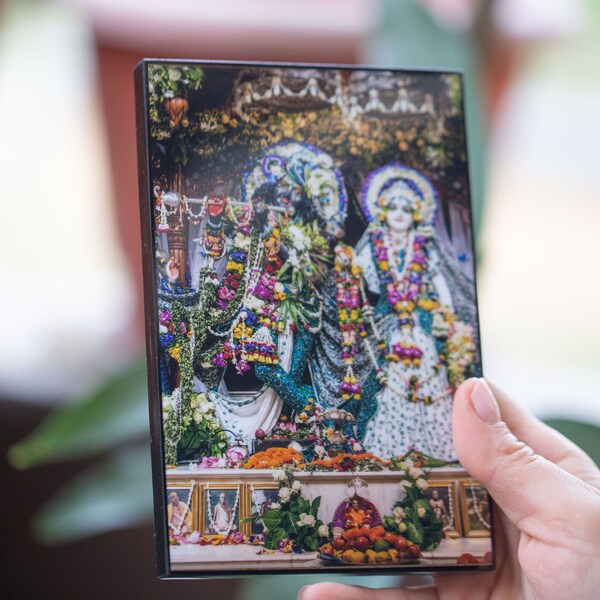 Picture Radha Krishna 6" by 4", vrindavan style, Mayapur Krishna, Radhe Radhe , Krishna , Isckon