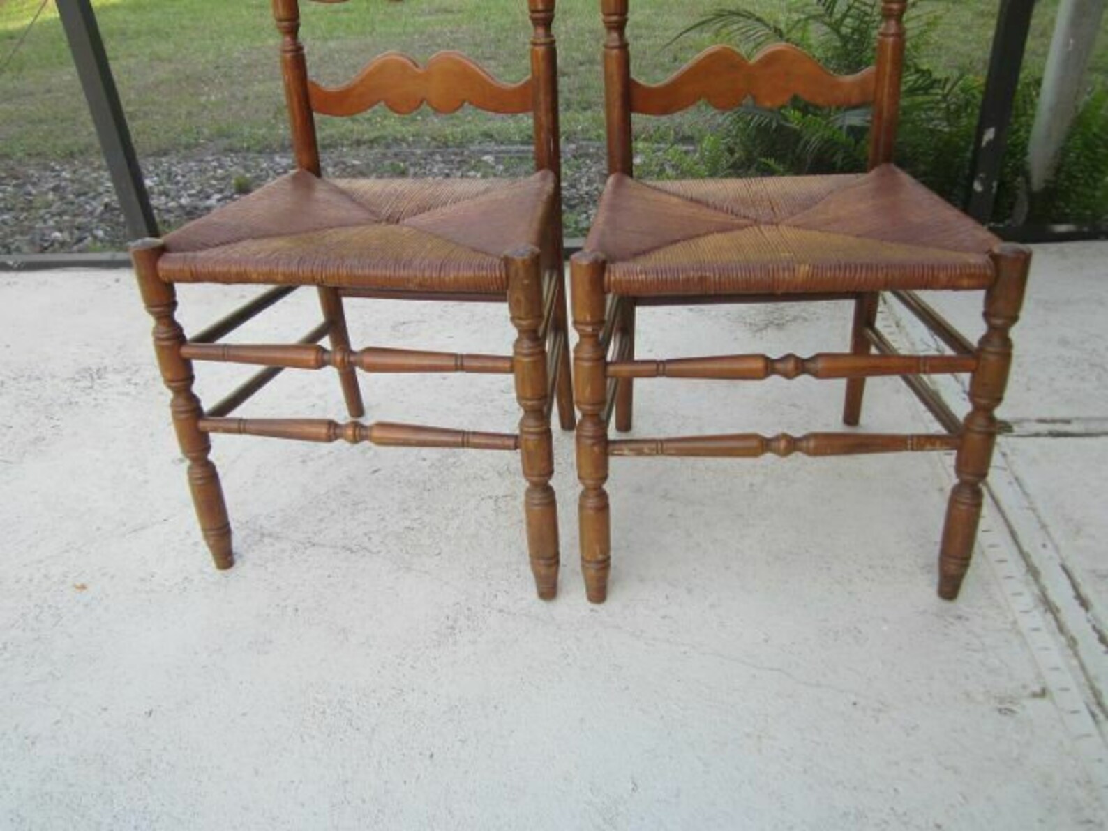 Vintage Ladder Back Wood Chair Straw Seat Tell City Set of 4 Shipping