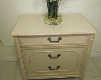 Wood Chest of drawer Cream Color 3 drawer By Broyhill