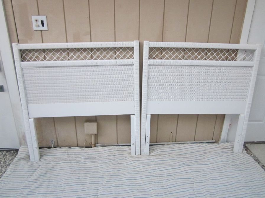 White wicker 2024 twin headboard