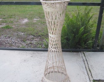 Mid Century Modern Russell Woodard Spun Fiberglass Plant Stand Planter One piece Shipping is not Included