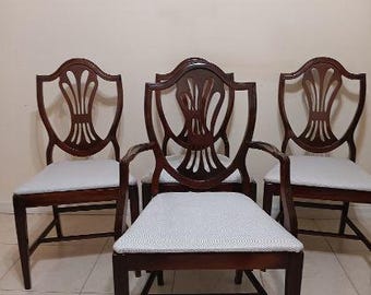 Bassett Style Antique Mahogany Shield Back Dining Room Chairs Set of 4