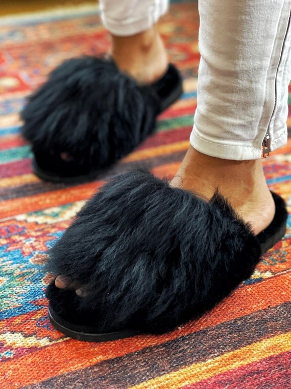 Sheepskin fluffy slip on slippers black sale