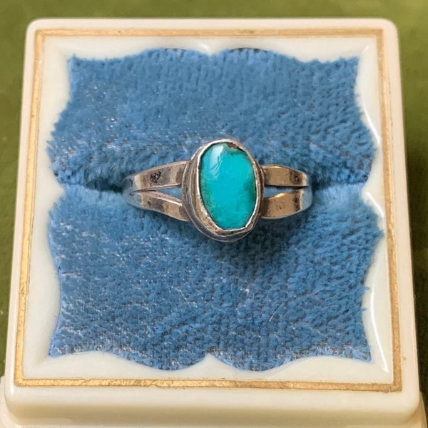 Vintage Sterling Silver Old Pawn Turquoise Solitaire Ring Size 5.75 Southwest Jewelry