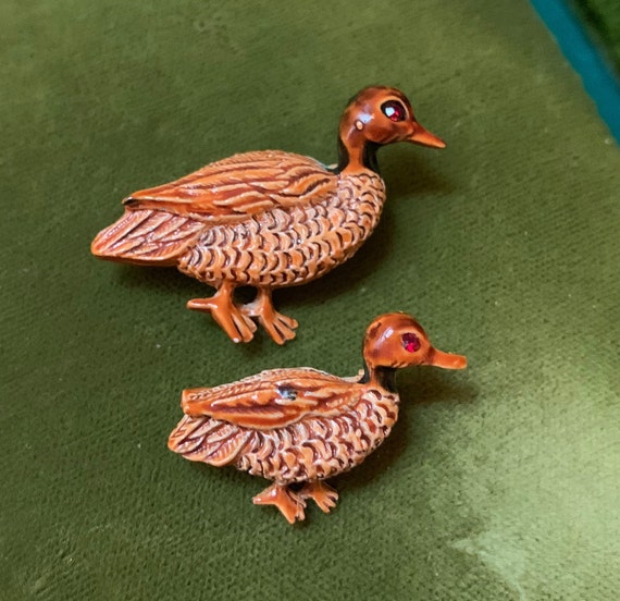 Vintage 1960s Pair of Duck Pins Marked Gerrys Enamel Mallard