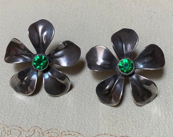 Vintage Sterling Silver and Glass Emerald Flower Screw Back Earrings Mid Century Sterling Silver Statement Earrings