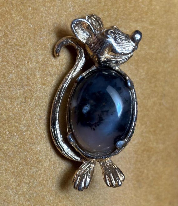 Vintage Mouse Brooch With Moss Agate Stone Mid 20th Century