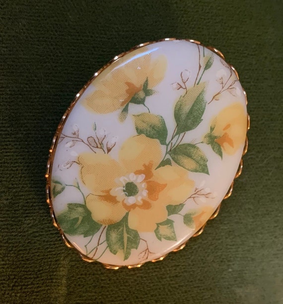 Vintage Corocraft Floral Cabochon Porcelain Brooc… - image 4