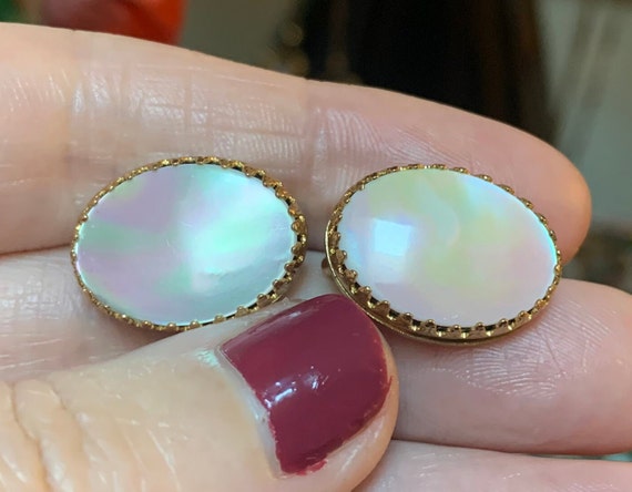 Vintage Mother of Pearl Clip Earrings Signed Whit… - image 5