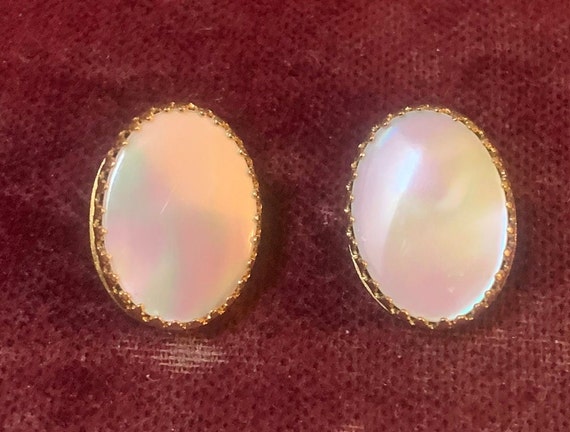 Vintage Mother of Pearl Clip Earrings Signed Whit… - image 7
