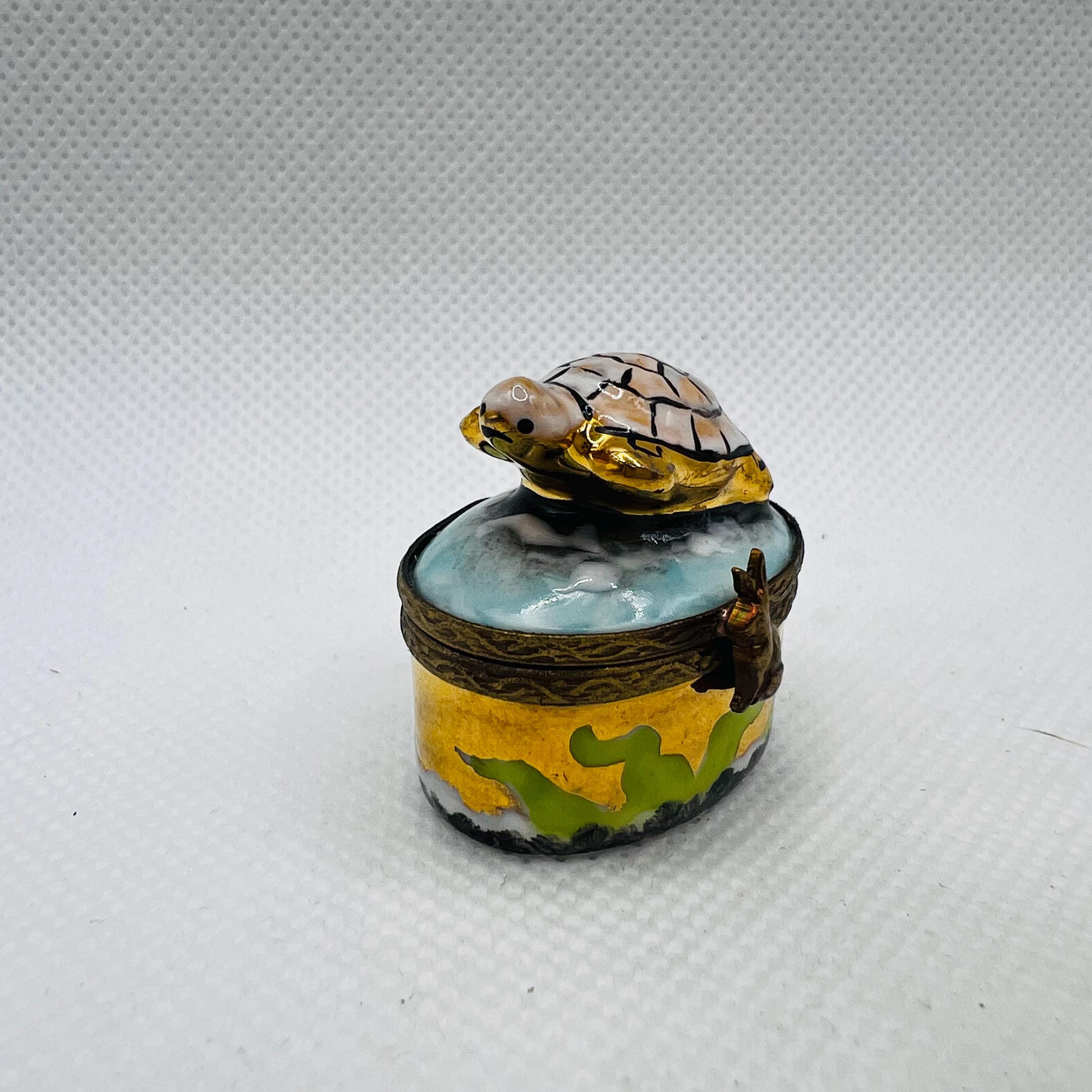 Exquisite Miniature Turtle~ GERARD RIBIERRE (GR) ~ Limoges Trinket