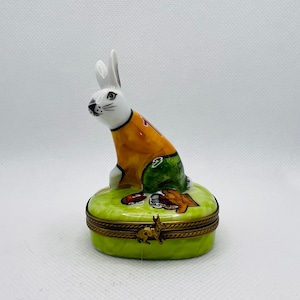 Baseball Player BUNNY ~ Limoges Trinket Box ~ Parry Vielle (PV) ~ Peint main ~ France