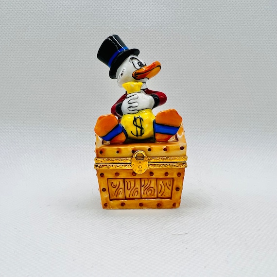 アルトリア リモージュ ディズニー ミッキー  artoria limoges Mickey Mouse in Red Car Disney Limoges Box by Artoria