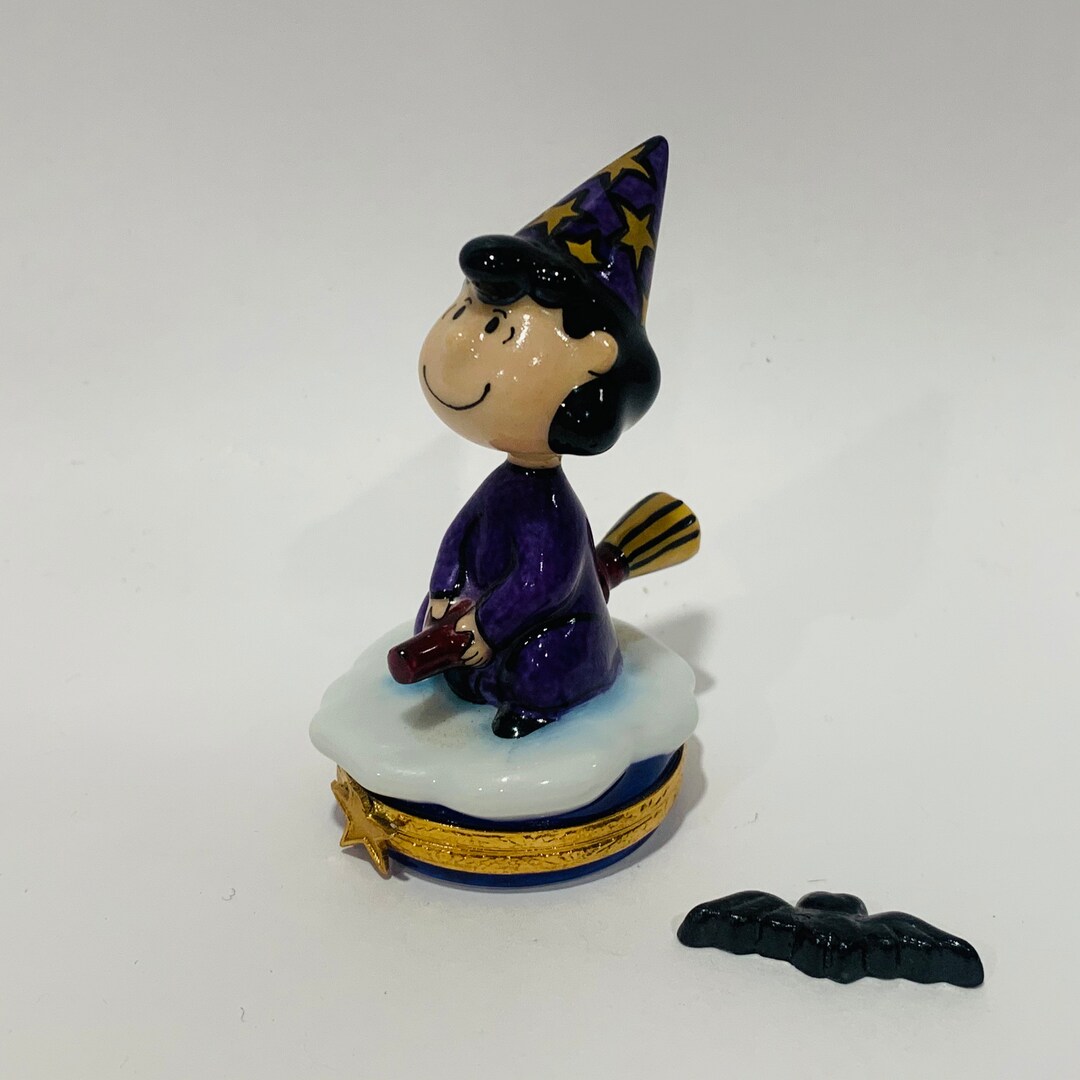 Ultra-rare PEANUTS ~ LUCY Halloween Witch ~ ARTORIA Limoges