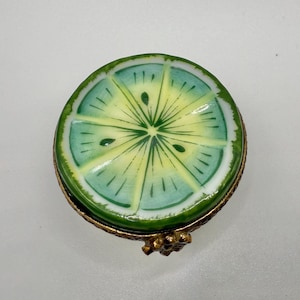 Scrumptious HALF LIME ~ Limoges Trinket Box ~ Peint Main (hand