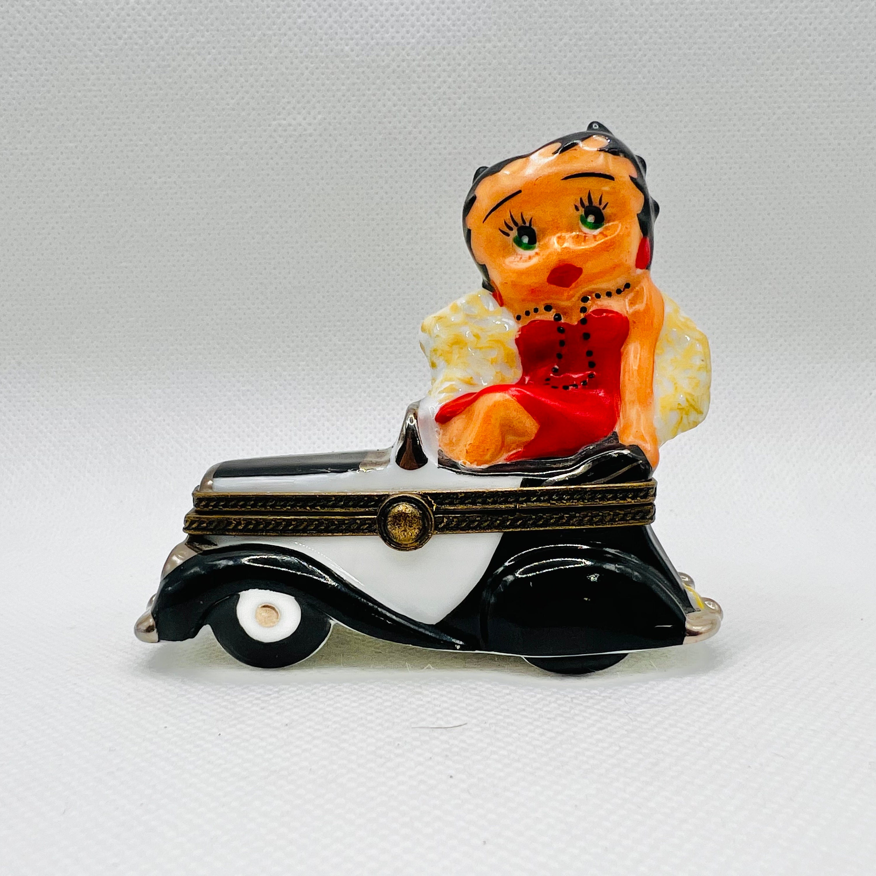 Extremely Rare BETTY BOOP in Black Convertible ~ Limoges Trinket