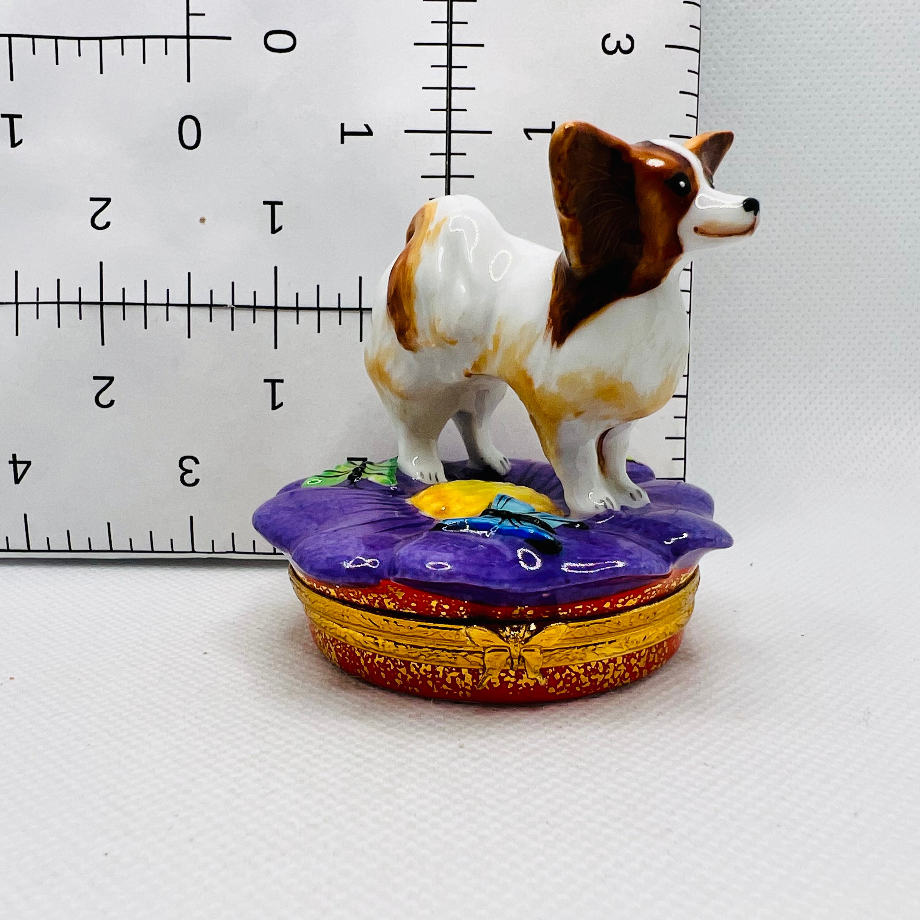 Artoria Limoges リモージュボックス Peint Main刻印あり Stunning Limited Edition PAPILLON Dog ~ ARTORIA ~ Limoges Trinket