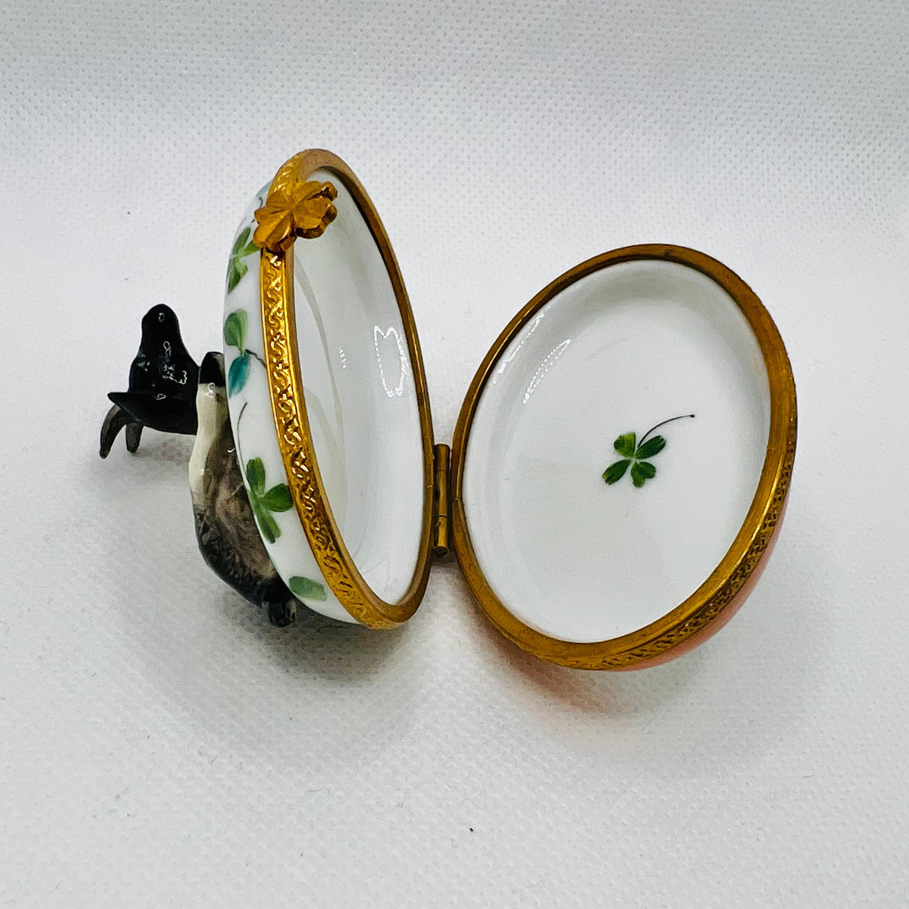 Rare GOAT on Four Leaf Clover ~ Limoges Trinket Box ~ Peint Main