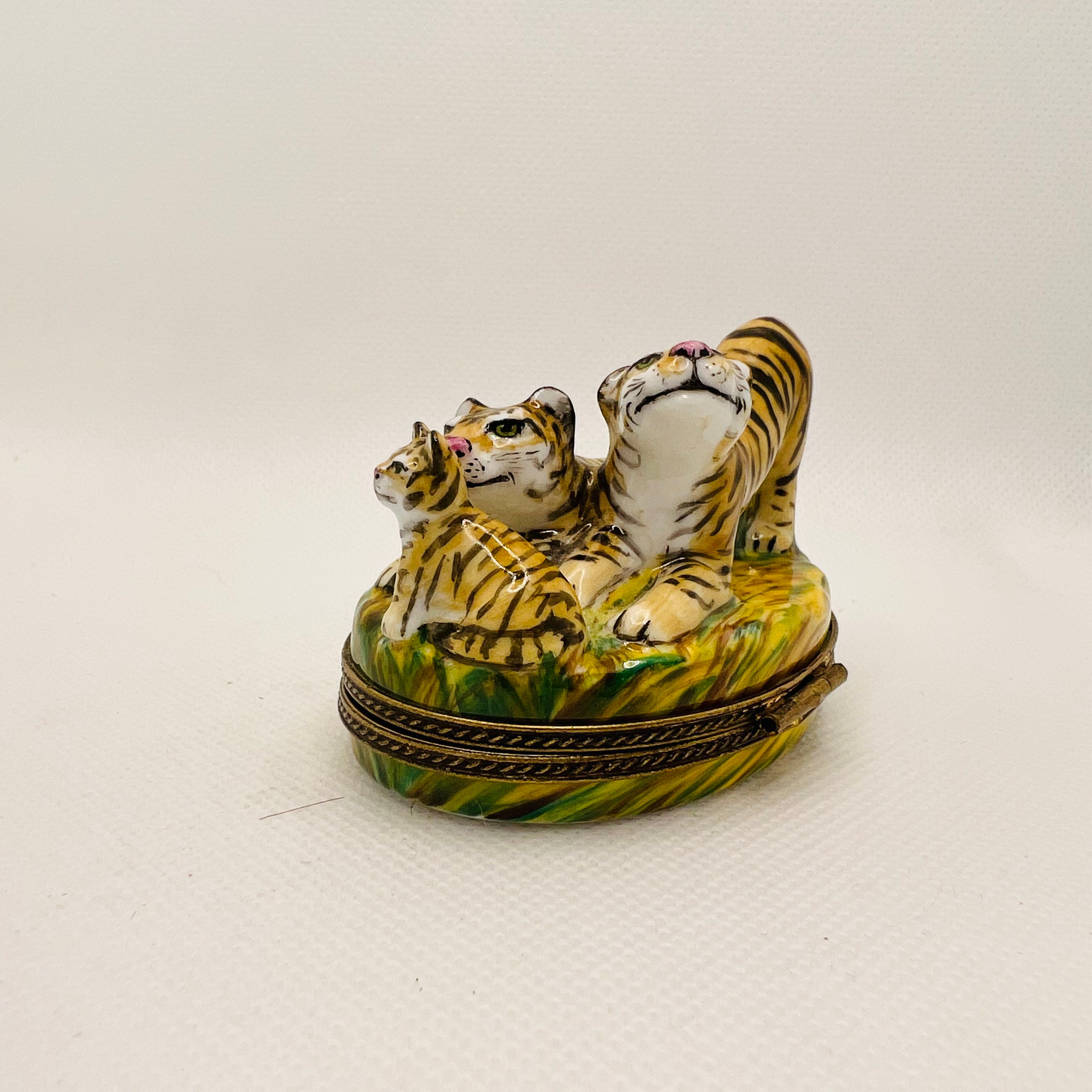 Elegant TIGER FAMILY Limoges Trinket Box Peint Main Etsy