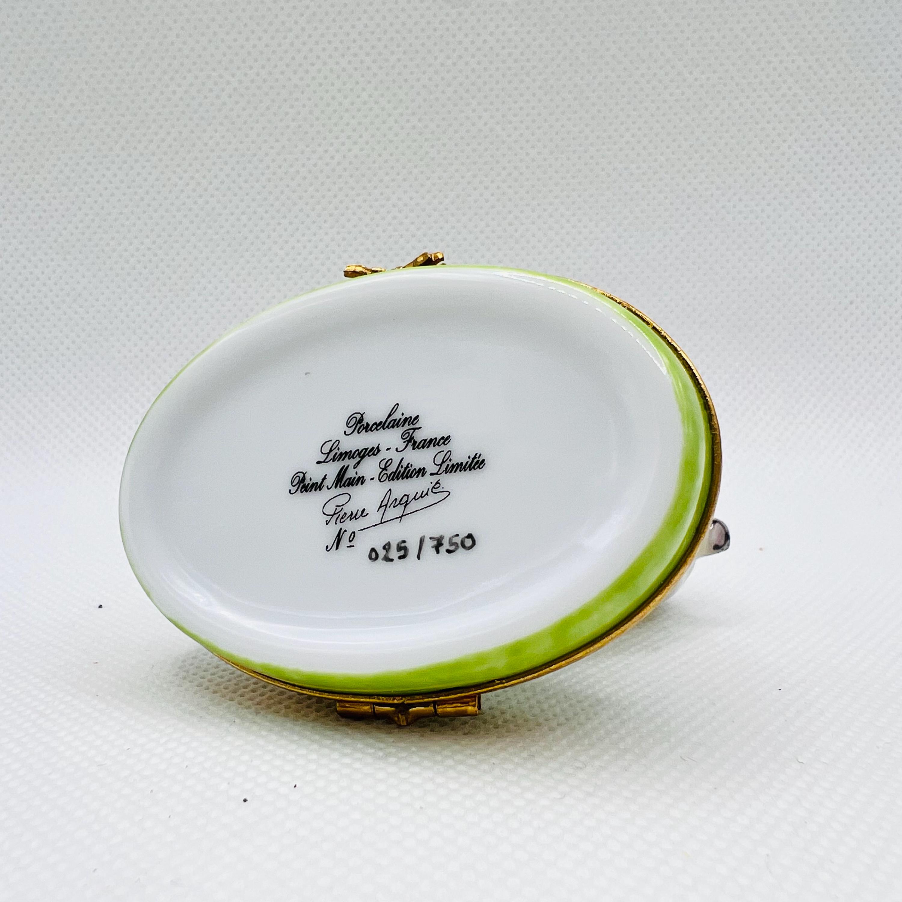 Exquisite SAMOYED ~ Limoges Trinket Box ~ Pierre Arquie ~ Peint