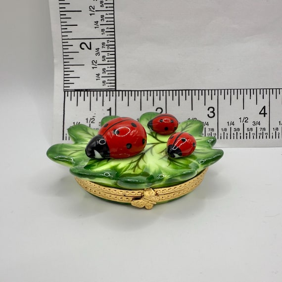 STUNNING Three LADYBUGS on Leaf ~ Elda Creations ~ Limoges Box