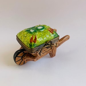 ガーデン手押し車 / 野菜付き ~ リモージュの小物入れ ~ フランス、リモージュの手描きペイント