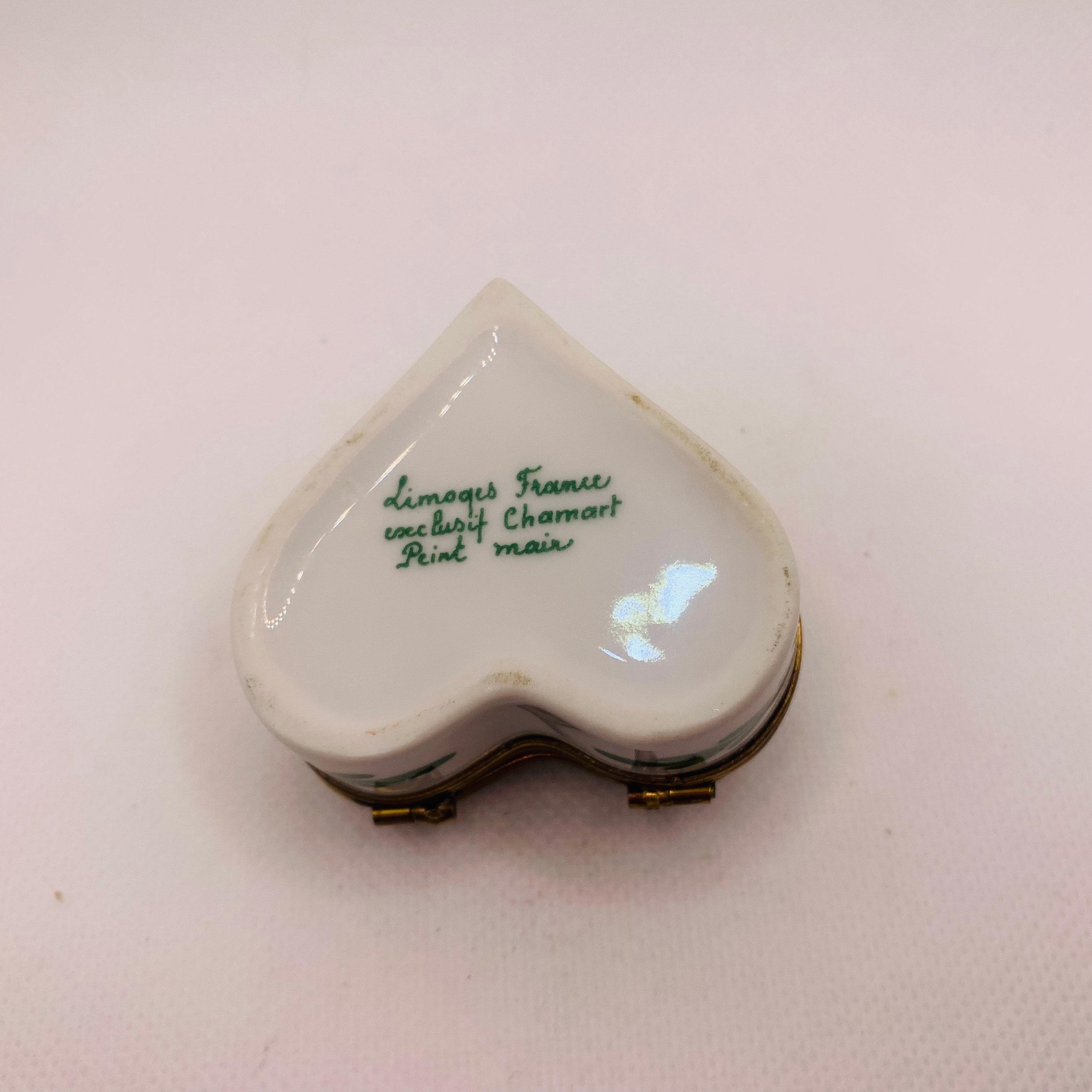 Romantic HEART ~ Chamart ~ Limoges Trinket Box ~ Peint Main (hand