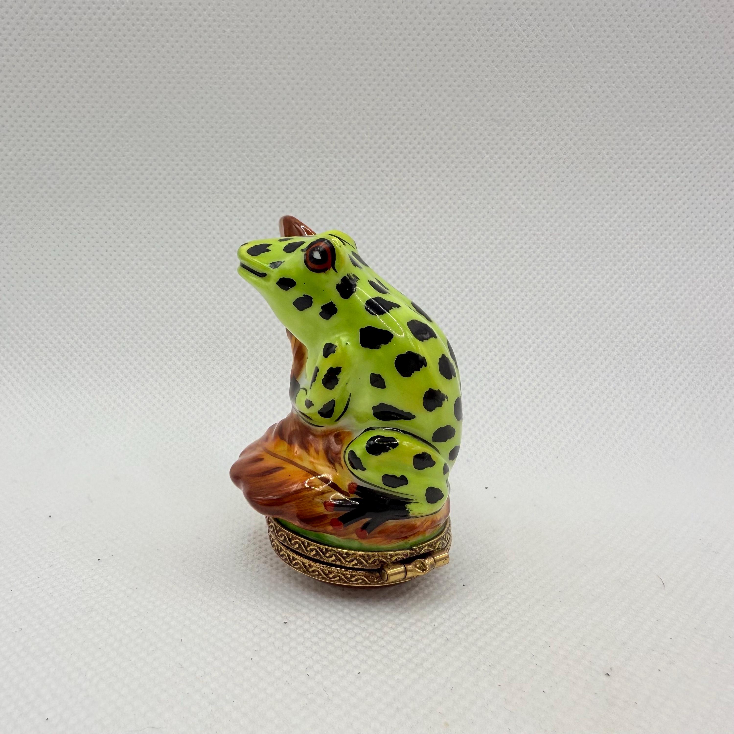 Beautiful Leopard Frog ~ ROCHARD ~ Limoges Box ~ Peint main (Hand-painted) in Limoges, France
