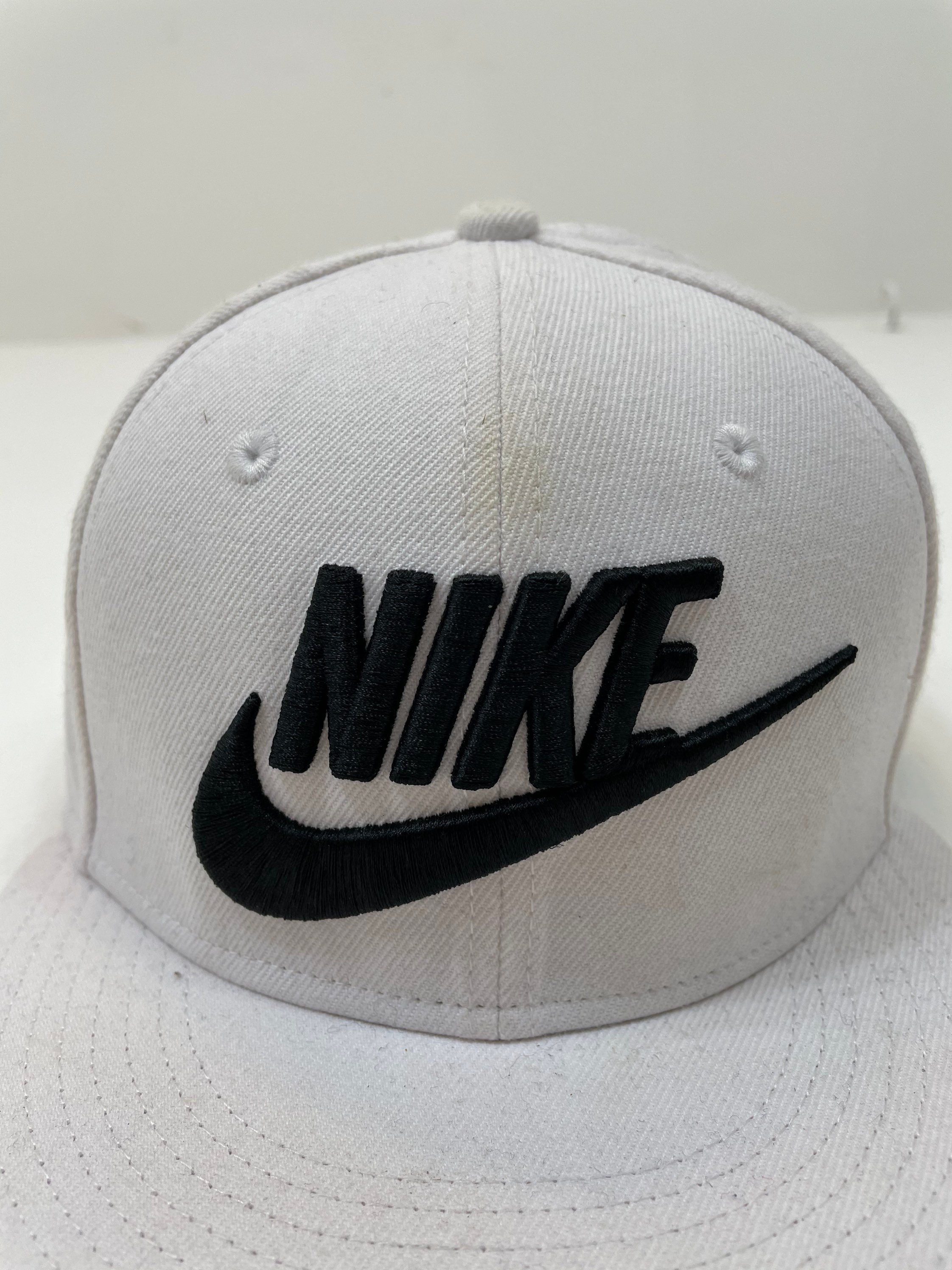 all white nike snapback