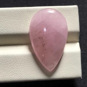Morganite Natural Gemstone Pink Cabochon Healing Crystal for Love Polished Stone Jewelry Making 21.80 crt