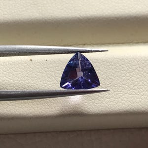 Natural Tanzanite Cut Gemstone Loose Violet Blue Stone Faceted Tanzanite For Jewelry Making 0.90 crt