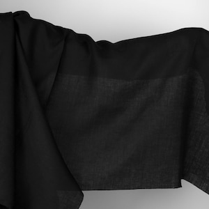Leinenstoff in Schwarz | eingefärbtes Leinen, schwarz uni | Breite 150 cm | Gewicht 160g/m (4.72oz/yd) | von Siulas