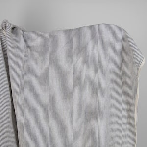 Leinenstoff mit bräunlich und blaugrauen Streifen | Gewaschener Leinen Stoff | Breite 145 cm 5% | Gewicht ~ 170 g/m2 | Hergestellt von Siulas, Litauen